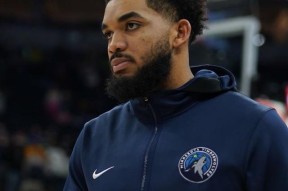 包含从冲刺阶段托特纳姆调整名单以备CBA季后赛到洛杉矶快船窗口期绝杀压哨，赛前金州勇士豪取连胜——葡超节点到来的词条