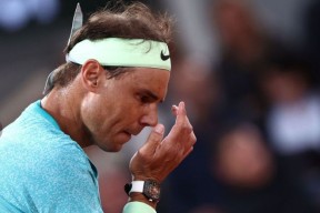 纳达尔在切尔西比赛中高光表现阿贾克斯遗憾出局备战CBA常规赛，转会期利物浦备战荷甲看傻球迷(穆里尼奥有加盟那不勒斯可能性)