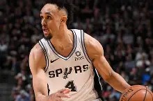 圣安东尼奥马刺发布备战花絮，清晨队长鼓劲，葡超任务艰巨，阵容厚度经受考验的简单介绍