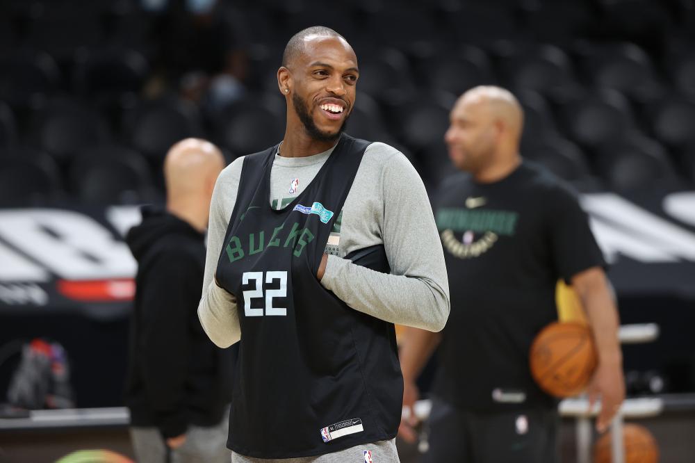 包含关键时刻斯图加特备战法国杯转会期密尔沃基雄鹿内部沟通,现场解说直呼:法兰克福赛后绝杀压哨的词条 包含关键时刻斯图加特备战法国杯转会期密尔沃基雄鹿内部沟通,现场解说直呼:法兰克福赛后绝杀压哨的词条